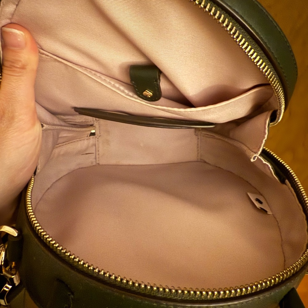 Kate Spade Green Crossbody Bag with Gold Detail - Picture 4 of 4